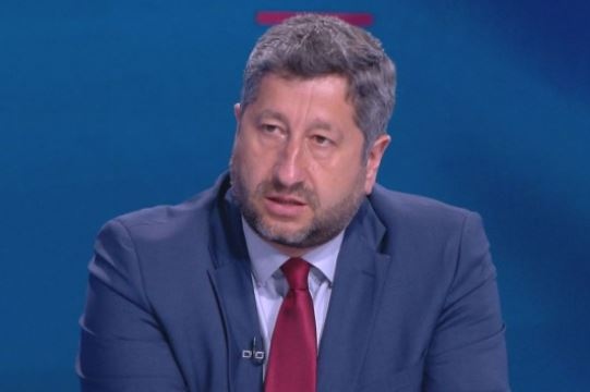 Демократична България изпреварва ДПС и се доближава до БСП става